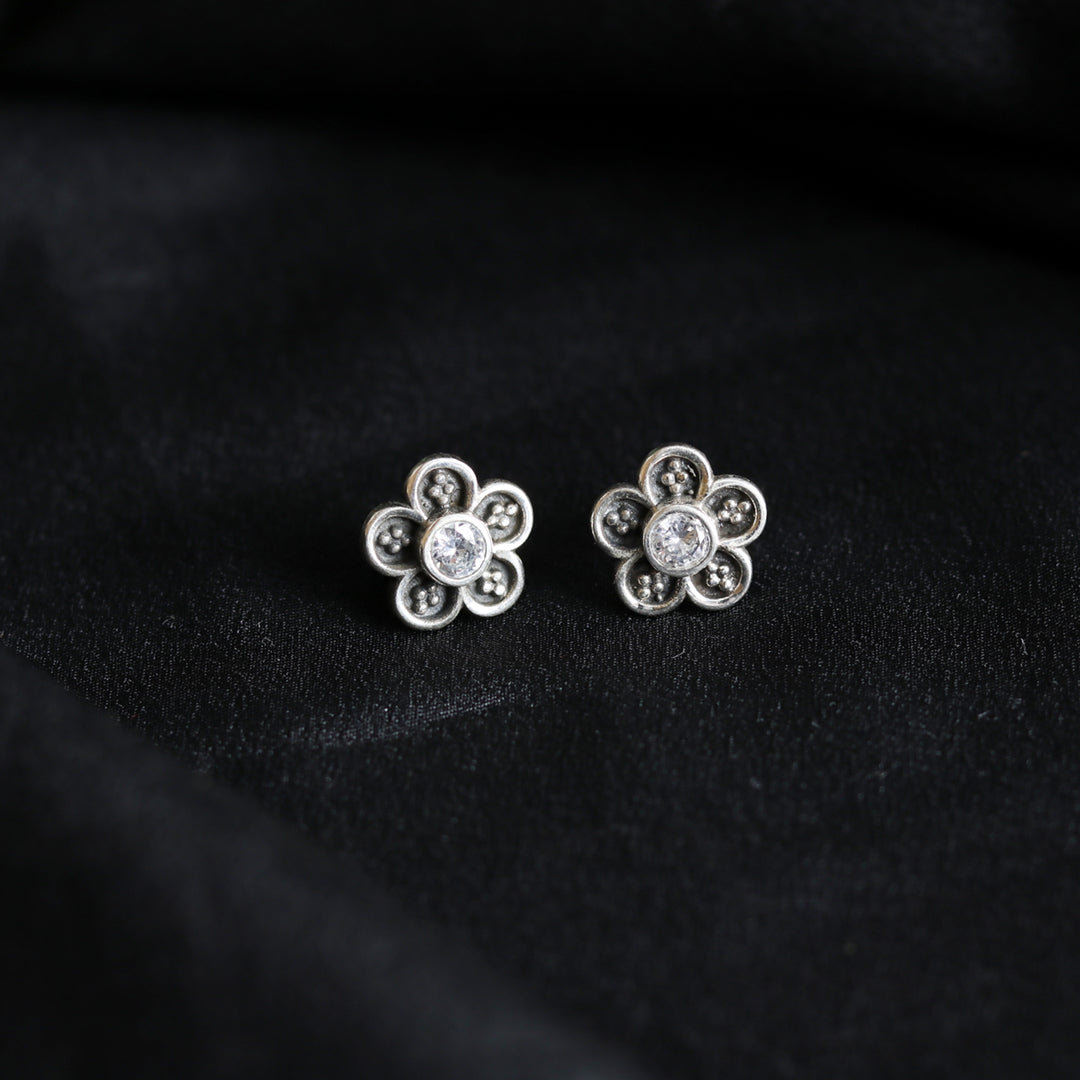 Floral Zircon Studds-4